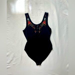 ⭐️ NWOT AE bodysuit